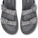 Sandal Oblique Grey