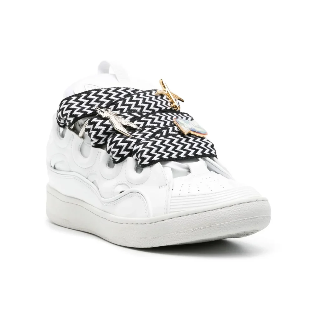 Curb White Black