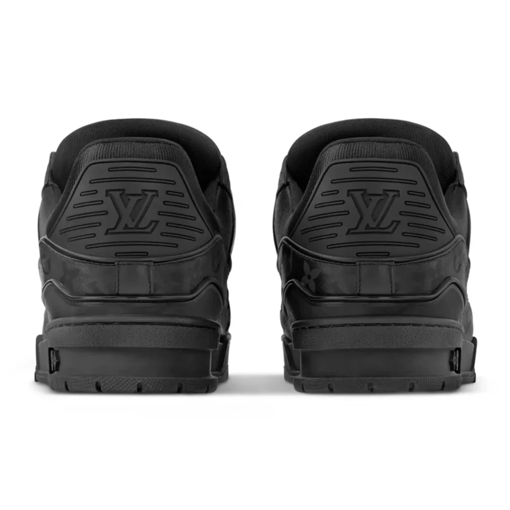 Monogram Full Black