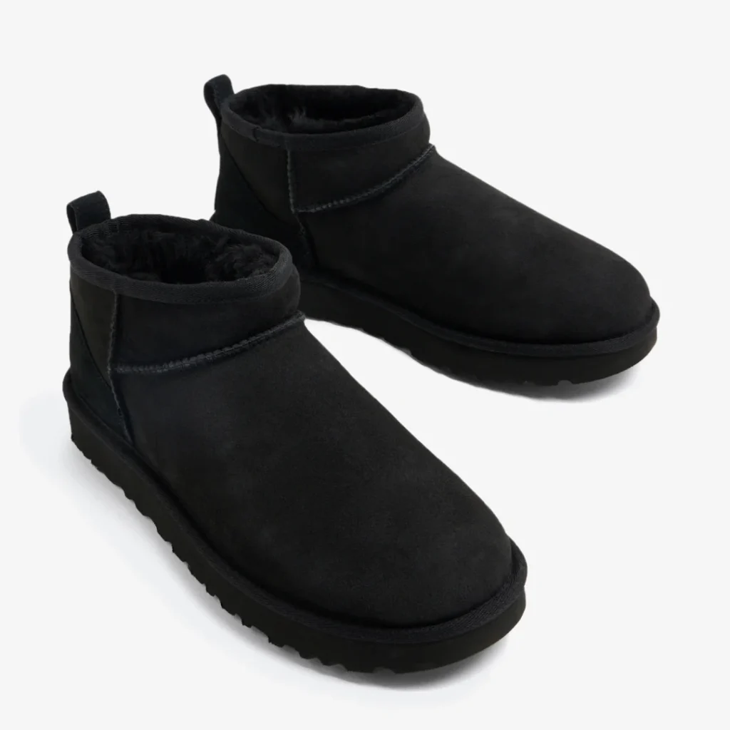WMNS Classic Ultra Mini boots