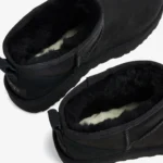 WMNS Classic Ultra Mini boots
