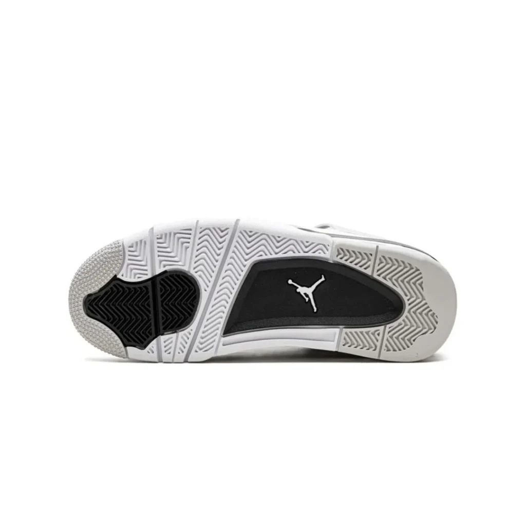 J4 Retro Military Black