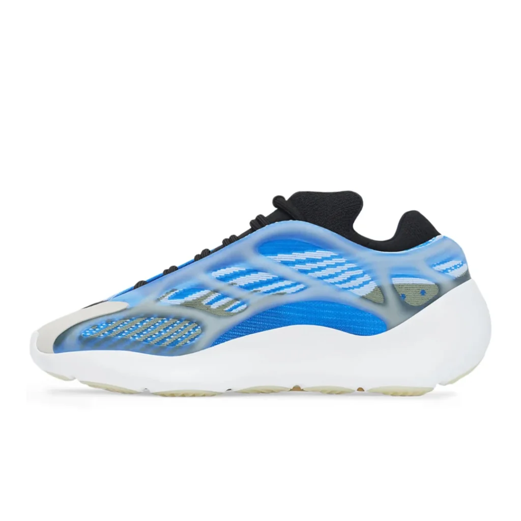 YZY - 700 V3 "Arzareth"