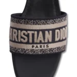 Dway Heeled Slides